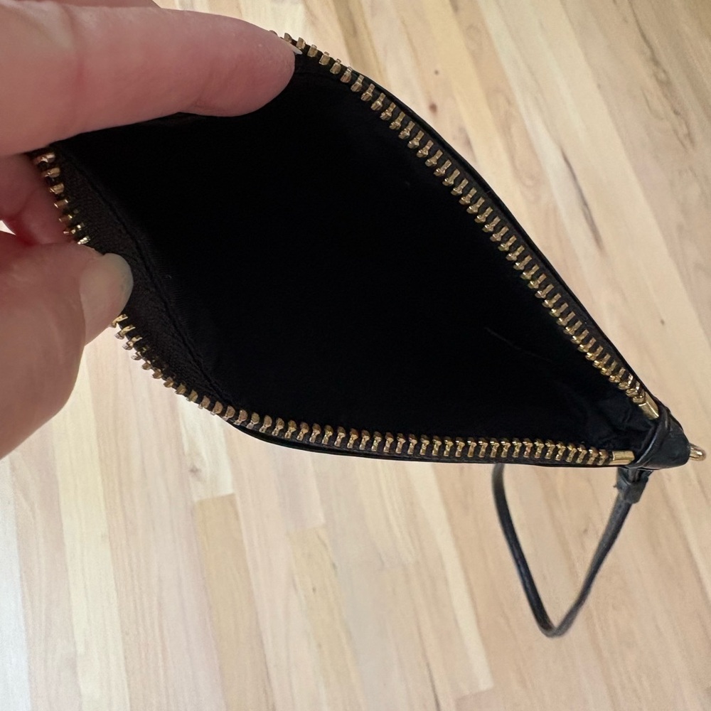 Authentic Tory Burch Wristlet - Picture 3 of 8